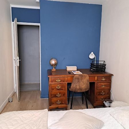 Chambre Spacieuse - Dressing - Sdb Communes - Parking Prive Nîmes Dış mekan fotoğraf