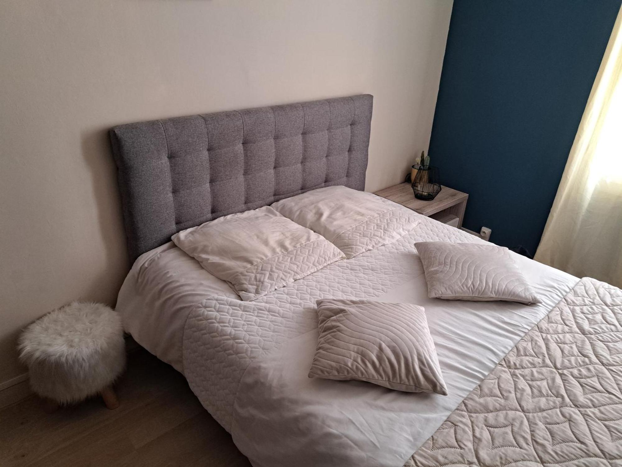 Chambre Spacieuse - Dressing - Sdb Communes - Parking Prive Nîmes Dış mekan fotoğraf